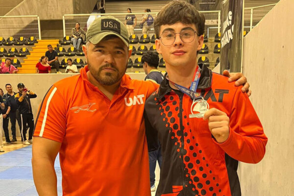 Gana la UAT medalla de plata en luchas asociadas en el nacional de la ANUIES